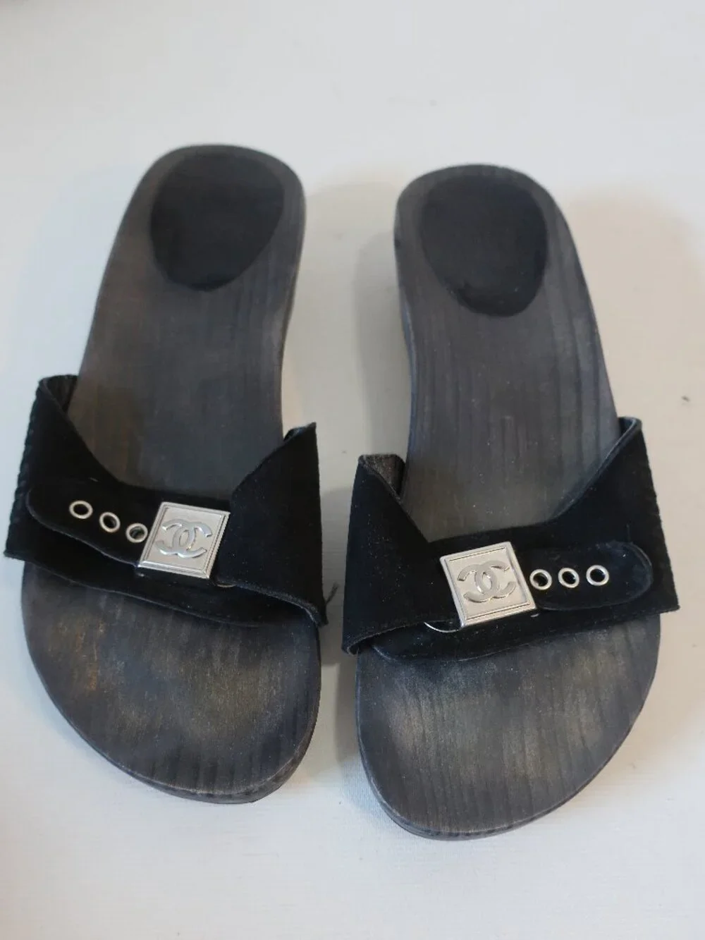 Authentic Women Chanel Black Suede Interlocked CC Wood Clog Mule Sandals 38 US/8